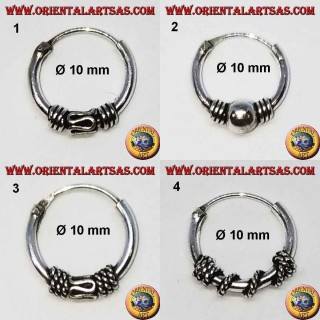 Ohrring aus 925 ‰ Silber, bearbeiteter Kreis, 10 mm Durchmesser (2)