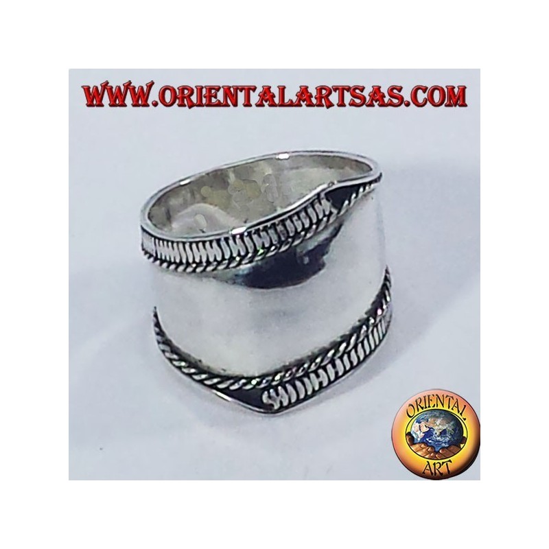 Anello fascia larga in argento, Bali con righe asimmetriche