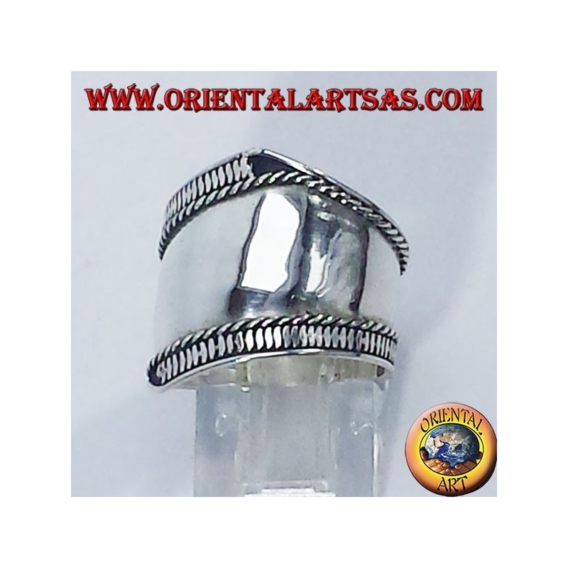 Bague en argent à large bande, Bali avec des lignes asymétriques