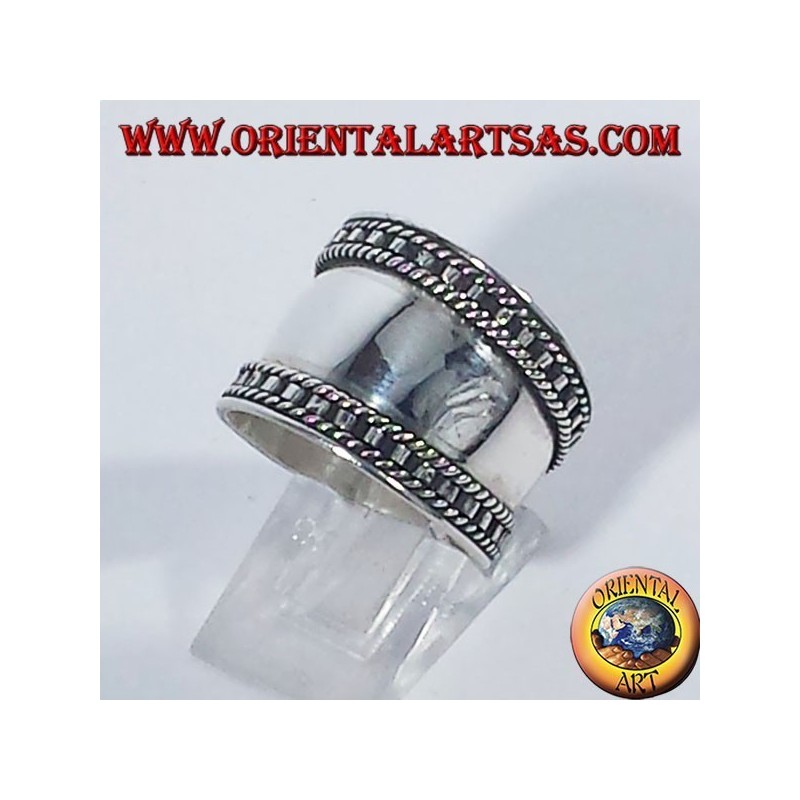 Silver wide band ring, Bali with the step edge