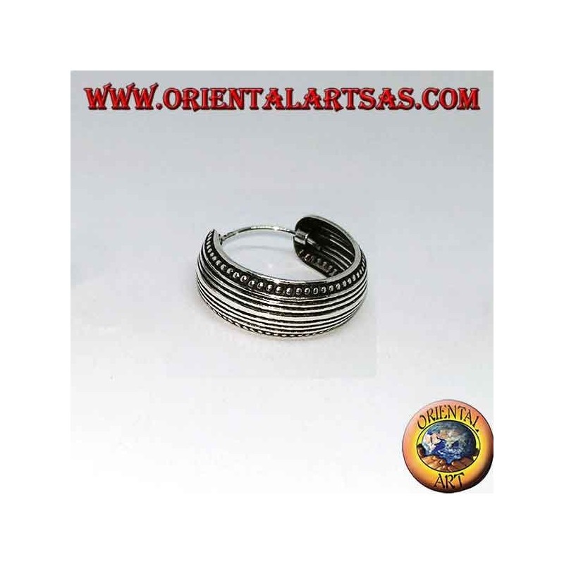 Aretes de plata de aro redondeado ancho cincelado de 20 mm (1)