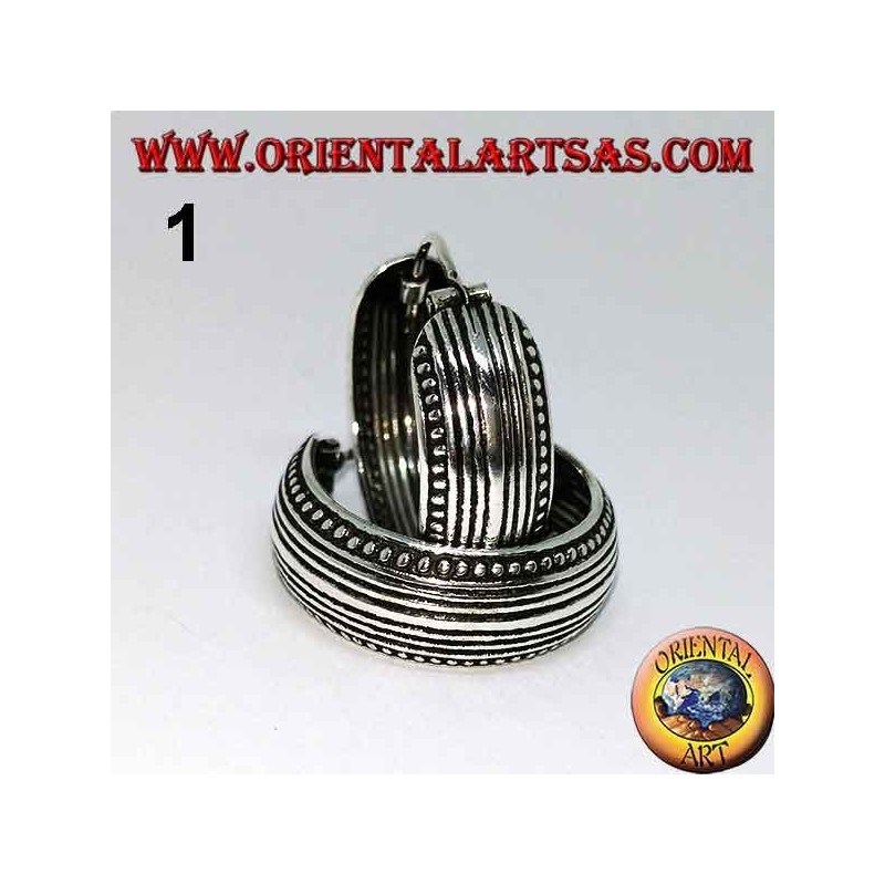 Aretes de plata de aro redondeado ancho cincelado de 20 mm (1)