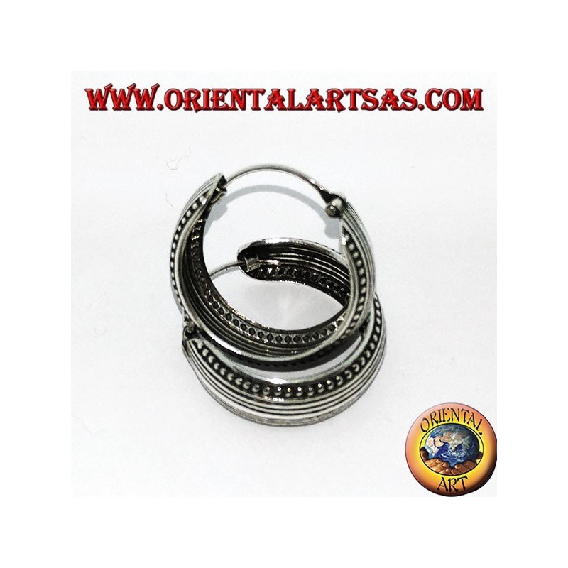 Orecchini in argento a cerchio largo bombato cesellato da 20 mm (1)