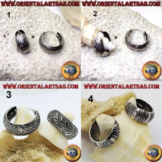 18 mm and 8 mm thick chiseled large rounded circle silver earrings (1)