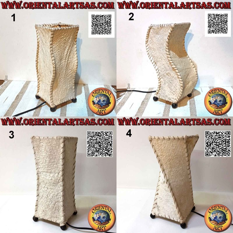 Lampada da tavolo etnica in Tapa o Ngatu (corteccia d'albero) da 30 cm, varie forme