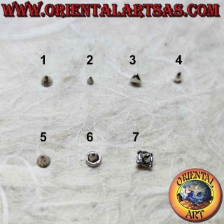 Mini pendiente / punto de nariz en plata, el cono liso