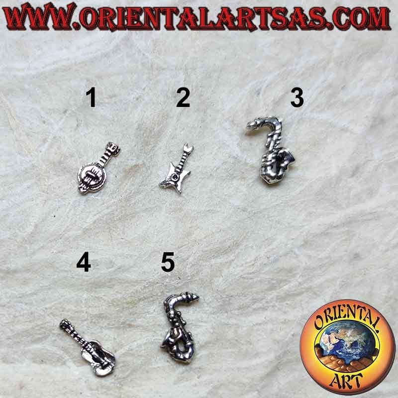 Mini orecchino in argento, gli strumenti musicali