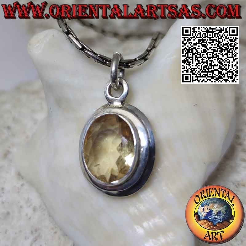Colgante de plata con topacio amarillo natural ovalado en engaste simple con borde inclinado