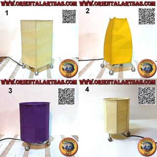 Lámpara de mesa étnica con estructura de metal y revestimiento de algodón (1)