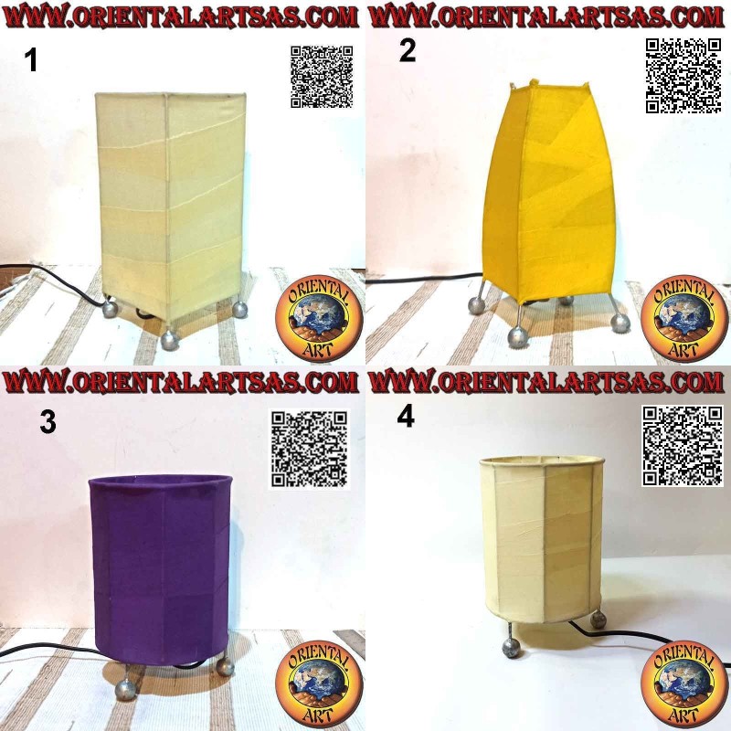 Lampada da tavolo etnica con struttura in metallo e rivestimento in cotone (1)