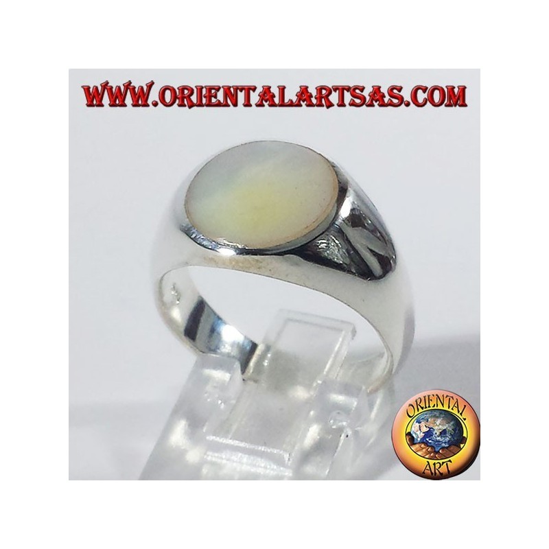 anillo de plata con la madre de la perla redonda