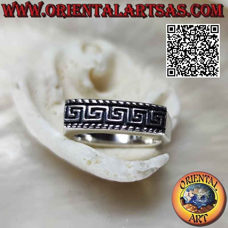 Anello Rettangolare con Greche a Bassorilievo Argento 925 | Oriental Art
