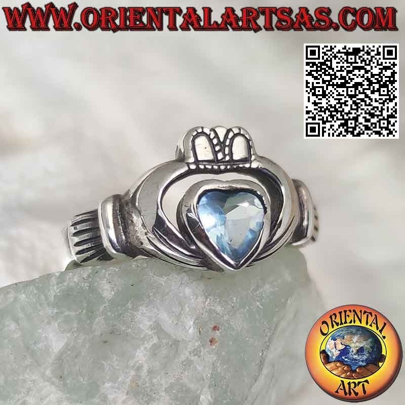 Anillo de plata Irish Claddagh (Amor, lealtad y amistad) con corazón de topacio azul en forma de cúpula (1)