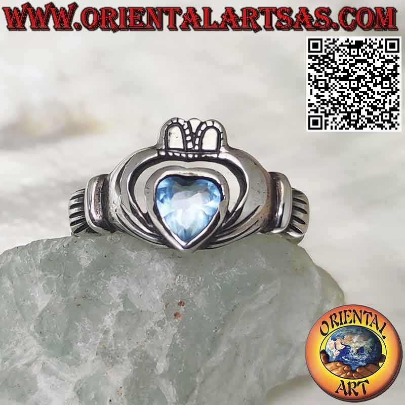 Irischer Claddagh-Silberring (Love Loyalität und Freundschaft) gewölbt mit blauem Topas-Herz (1)