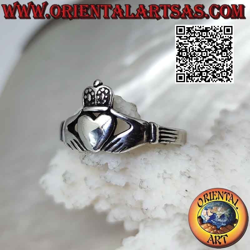 Anillo de plata Claddagh irlandés clásico (amor, lealtad y amistad) con corona punteada