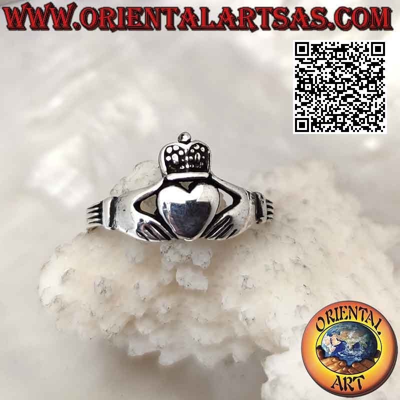 Bague en argent classique irlandaise Claddagh (Love Loyalty and Friendship) avec couronne en pointillés