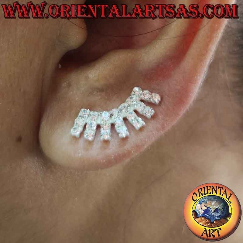 Pendiente de plata trepadora (escalador) con hileras de circonitas blancas