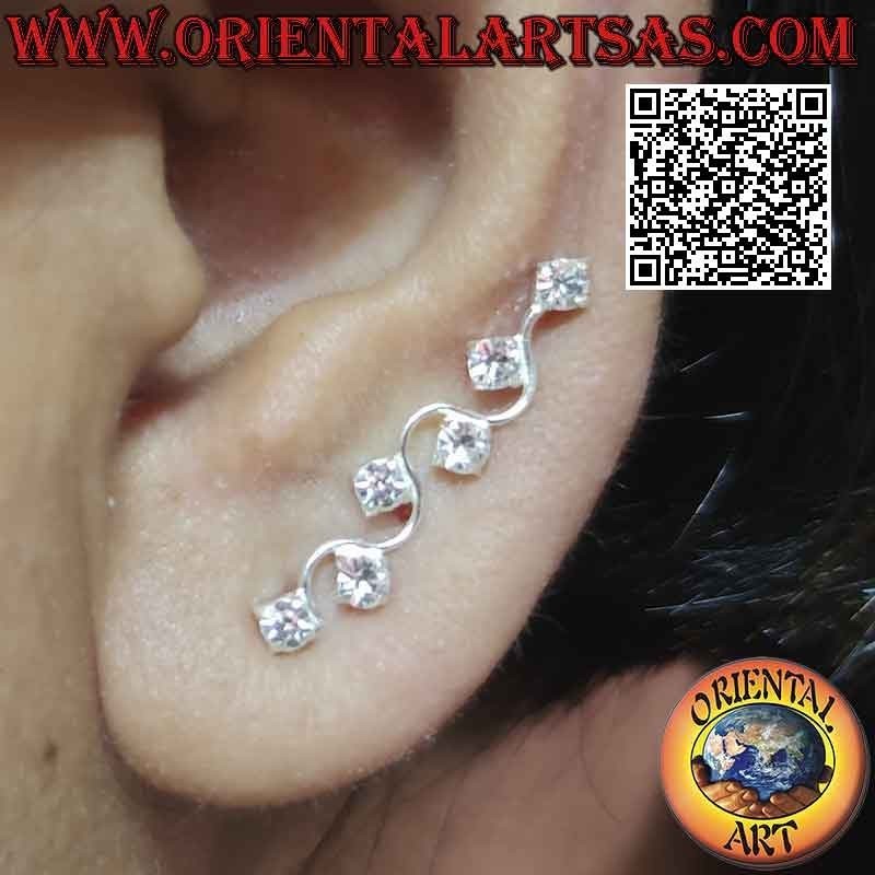 Pendiente Wave Climber de plata con circonitas blancas redondas engastadas