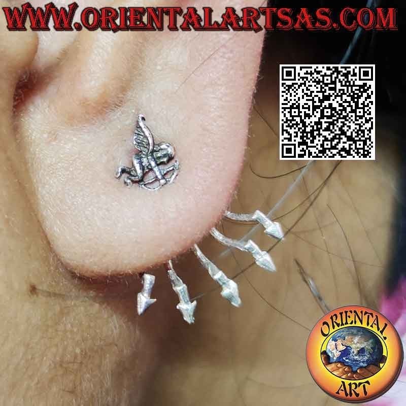 Pendiente trepador de plata en forma de abanico (trepador), el ángel Cupido con flechas