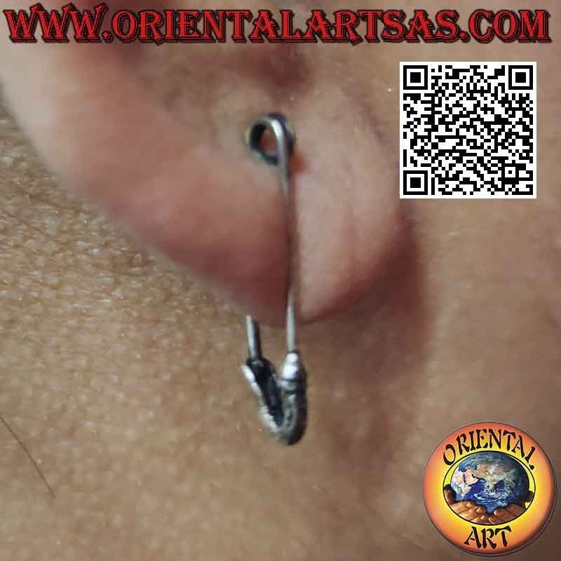 "Special" silver earring, the safety pin
