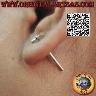 "Special" silver earring, the hammer