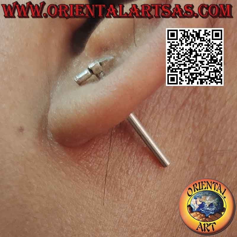 Boucle d'oreille en argent "spéciale", le marteau