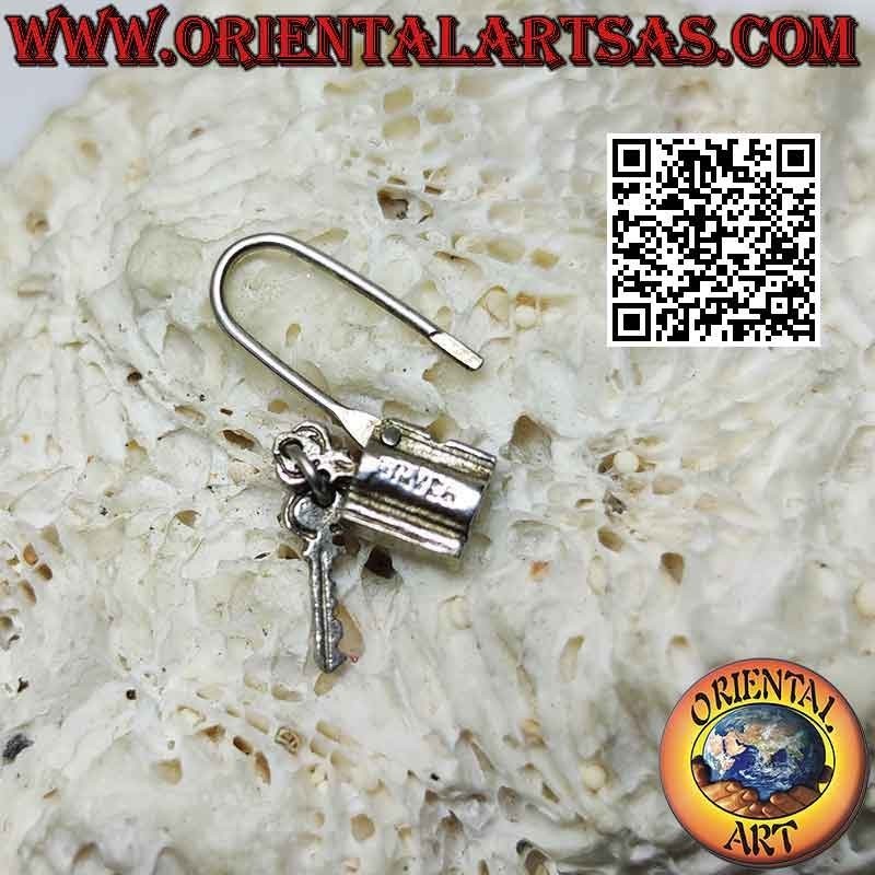 Pendiente de plata "especial", el candado con la llave