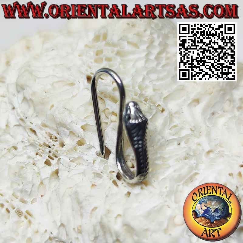 Orecchino in argento "speciale", il serpente ad "S"