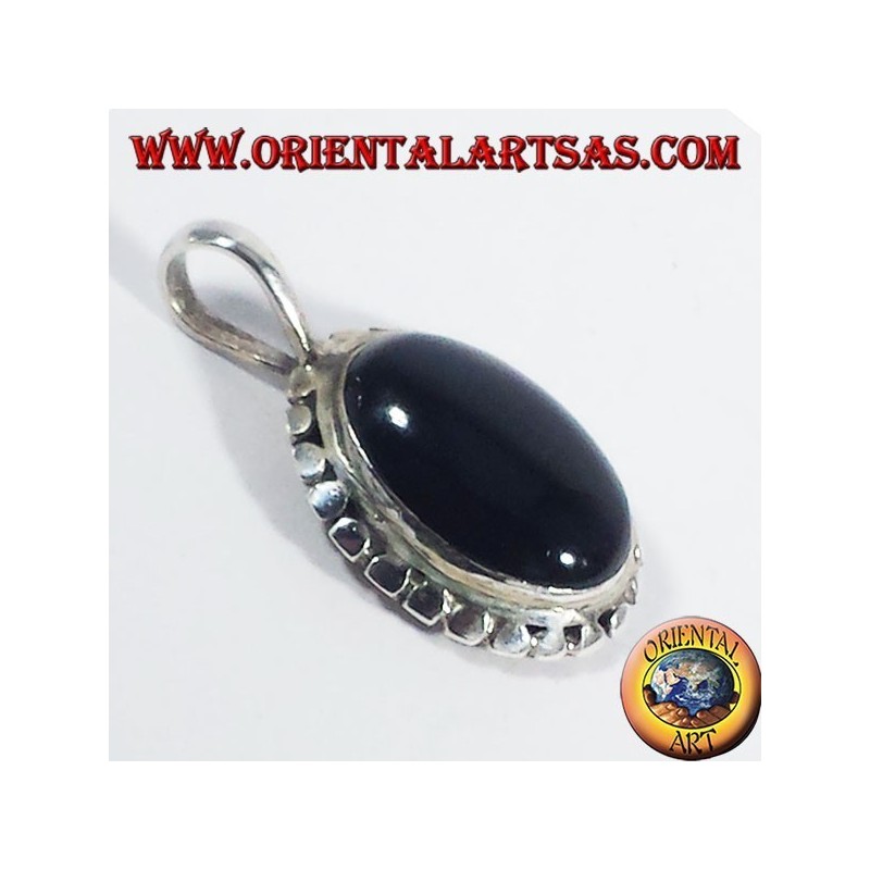 Pendentif en argent avec onyx ovale