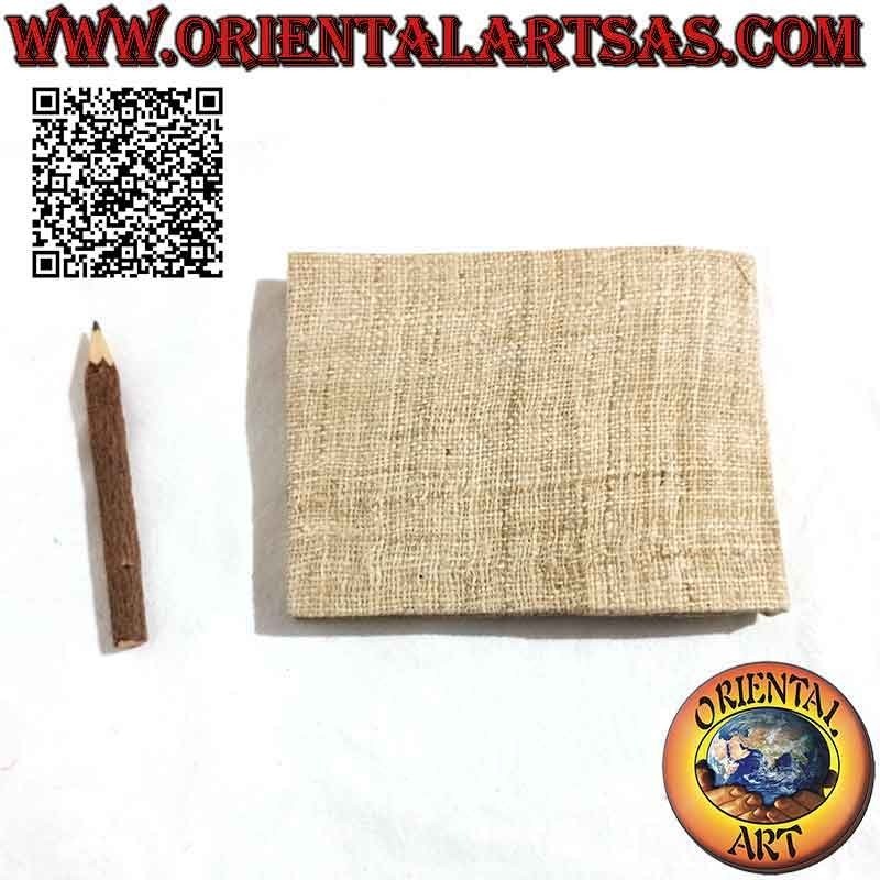 Horizontales Notizbuch mit Hanf-Einband und appliziertem Blatt, aus Reispapier