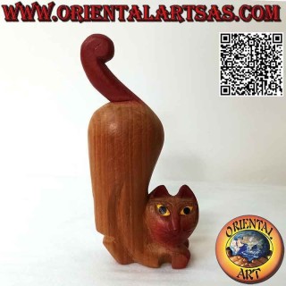 Thailändische Katzenskulptur in Alarmposition, aus Teakholz