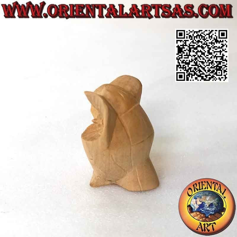 Sculpture d'un hibou accroupi en bois d'hibiscus de 4,5 cm