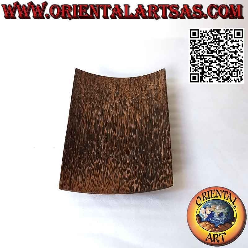 Boat-shaped pocket emptier with feet, in coconut wood