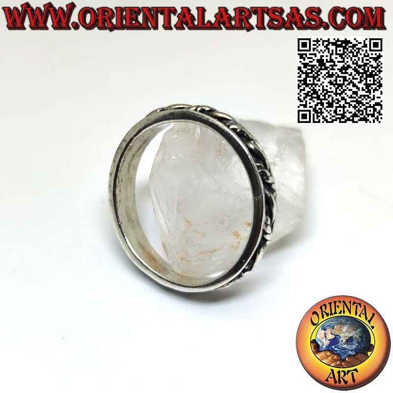 Silver ring with a worked band with a smooth and woven line