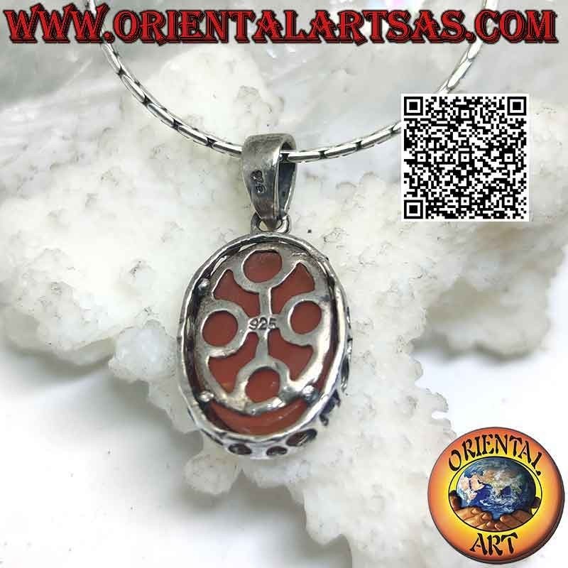 Pendentif en argent avec camée sur nacre d'une femme de profil (petit)