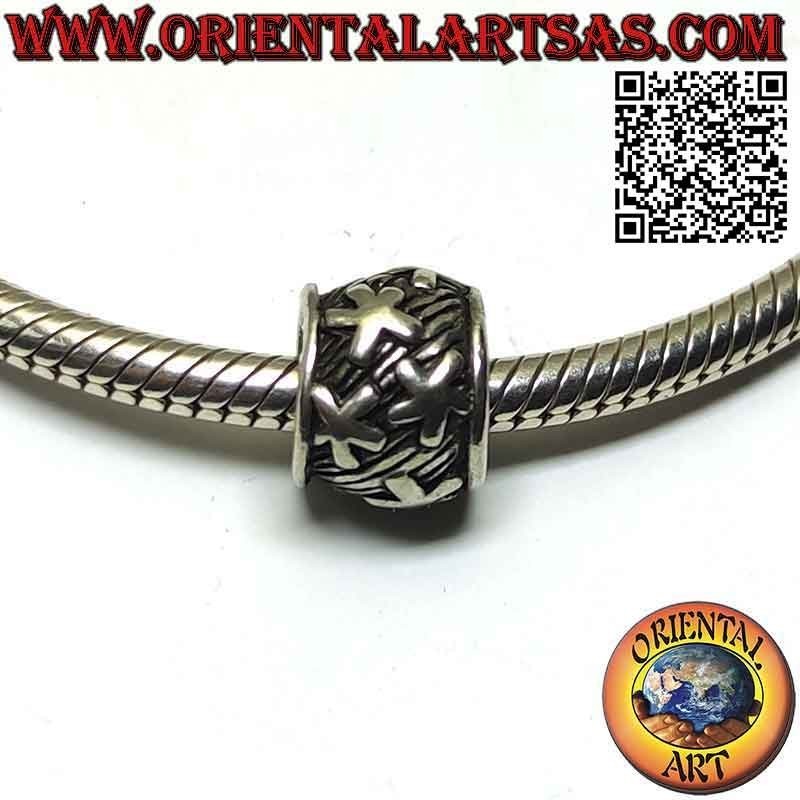 Silver charms in 925 ‰ silver, bas-relief daisies