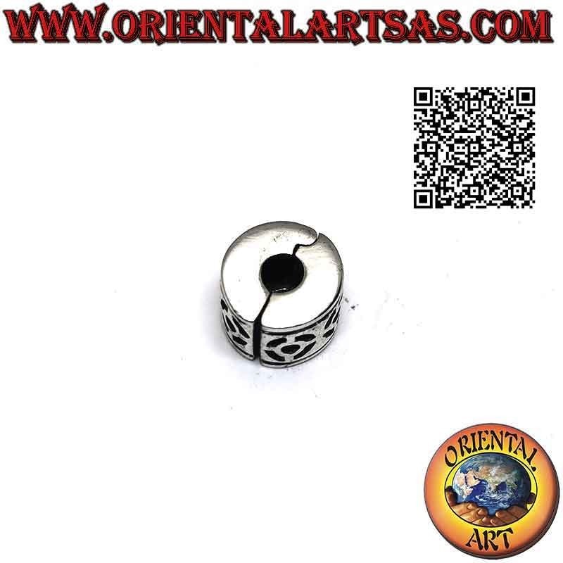 Clip in argento 925‰ per bracciale charms, liscia con motivo geometrico circolare a bassorilievo