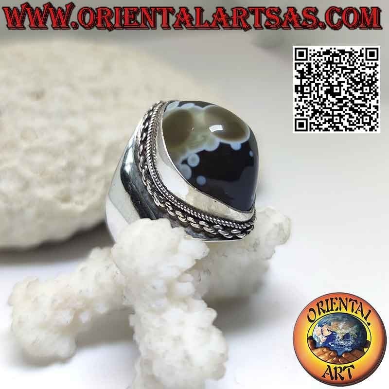 Bague en argent avec agate navette œil de Shiva (troisième œil) et bord de chaîne sur sertissage lisse (h)