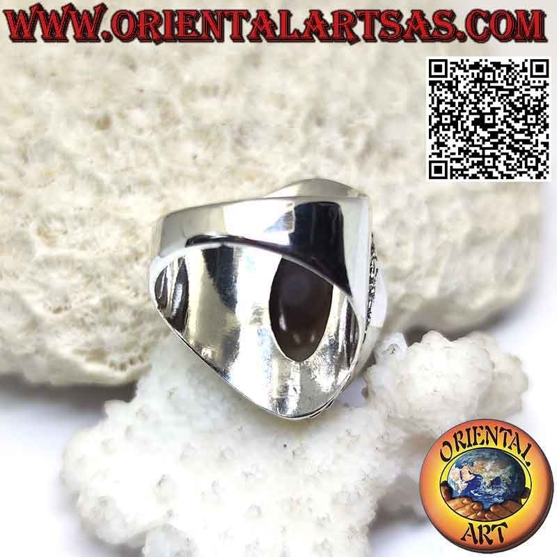 Anello in argento con agata occhio di Shiva (terzo occhio) a navetta e bordo a catena su montatura liscia (i)
