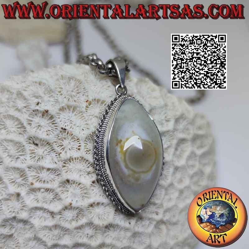 Ciondolo in argento con agata occhio di Shiva (terzo occhio) a navetta e bordo a catena su montatura liscia (i)