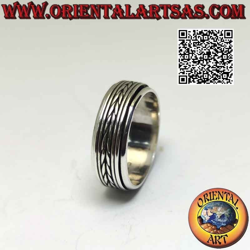 Anillo de plata con banda antiestrés, entrelazado simétrico de líneas dobles