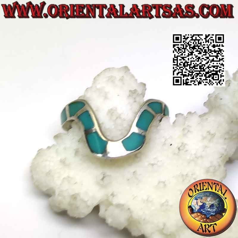 Anillo grande de plata con onda central e inserciones de turquesa