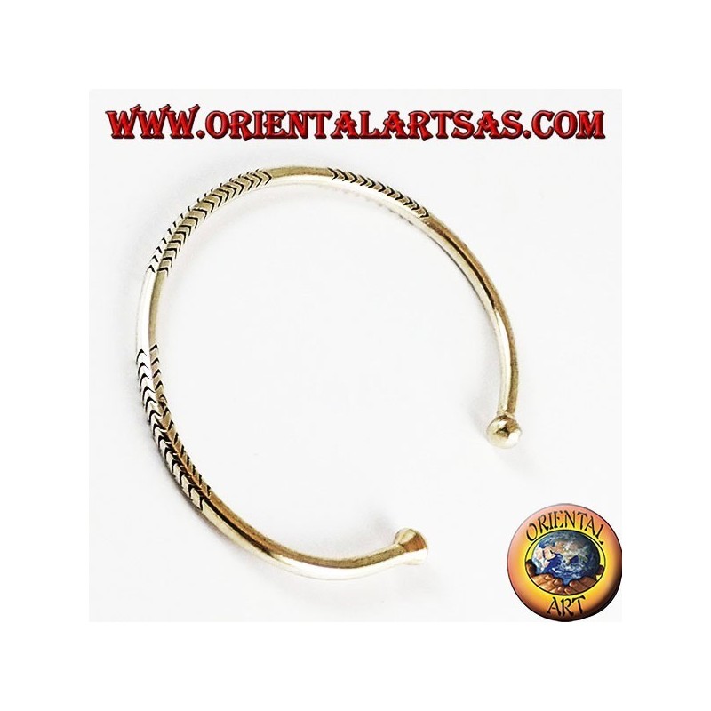 Bracciale in argento, scolpito a mano profilo tondo