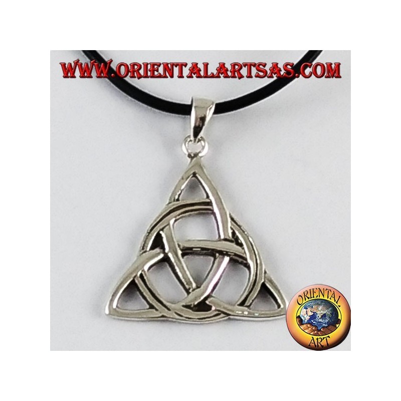 Silver Pendant Medium tyrone Celtic knot
