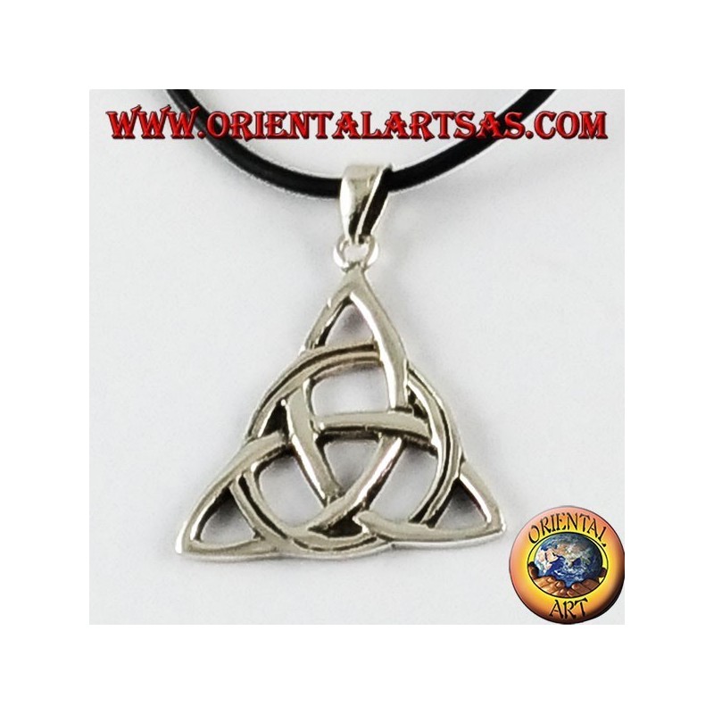 Silver Pendant Medium tyrone Celtic knot