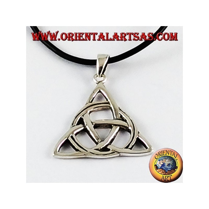 Silver Pendant Medium tyrone Celtic knot