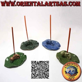 Brûle-parfum "tortue couchée de profil" à la feuille en céramique peinte