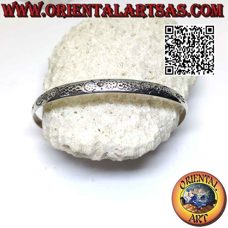 Bracelet rigide en argent 925‰ avec décor Maori symétrique gravé et boule terminale