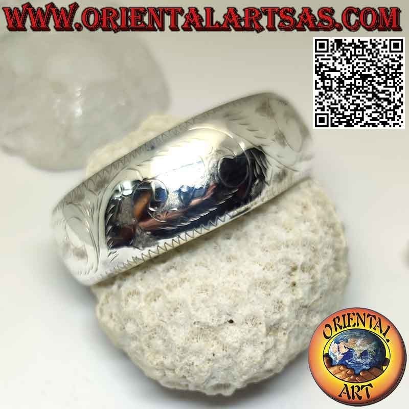 Breites, abgerundetes und glattes starres Armband aus 925 ‰ Silber mit leichten Barockgravuren