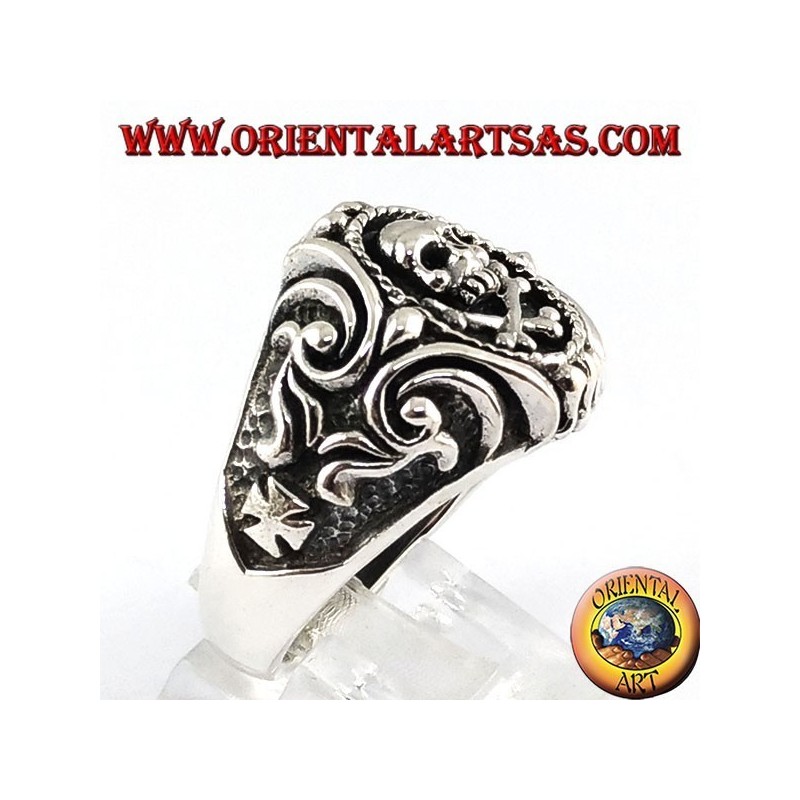 Silver ring, pirate skull with lateral cross